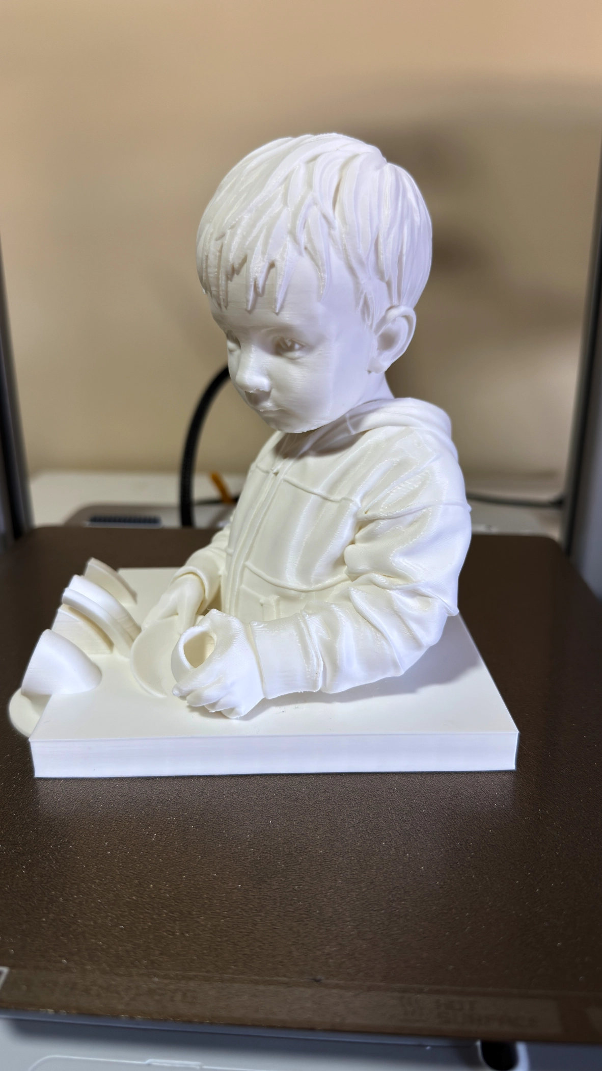 Busto Personalizado em 3D a partir de Foto – Estátua Exclusiva em PLA - Image 2