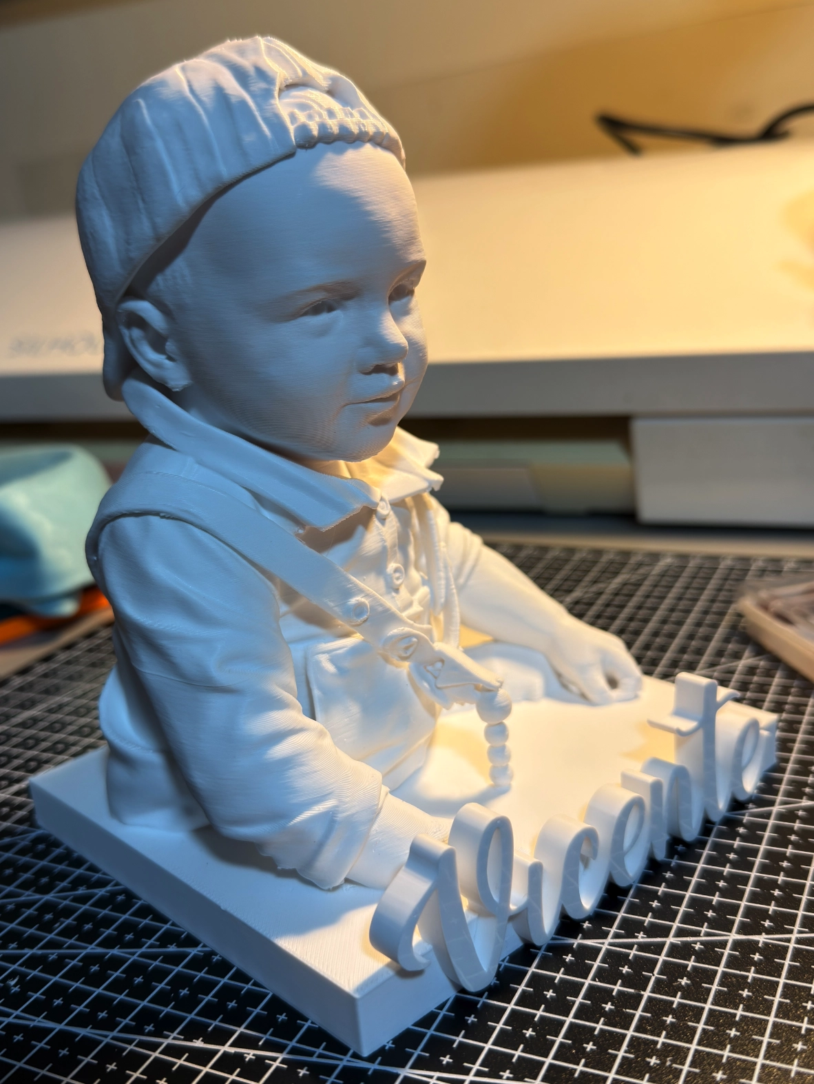 Busto Personalizado em 3D a partir de Foto – Estátua Exclusiva em PLA - Image 4